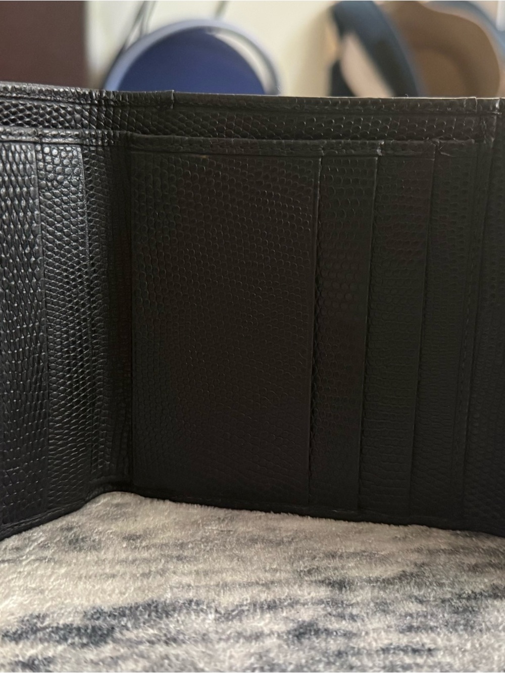 Salvatore Ferragamo Black Textured Leather Wallet with Vara Bow - Picture 9 of 9